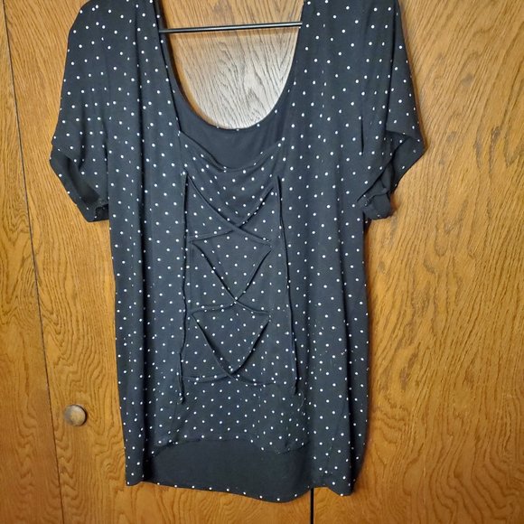 Torrid Polka dot corset t-shirt - Picture 2 of 3